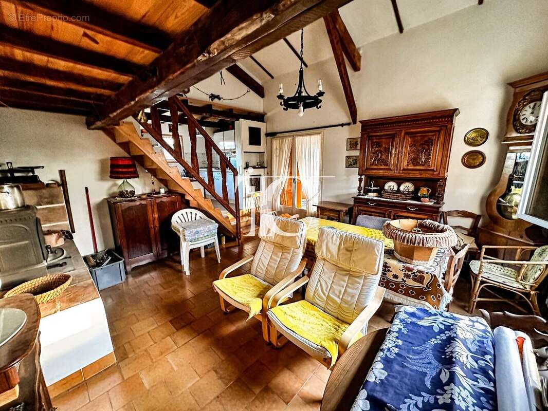 Maison à SAINT-AMBROIX