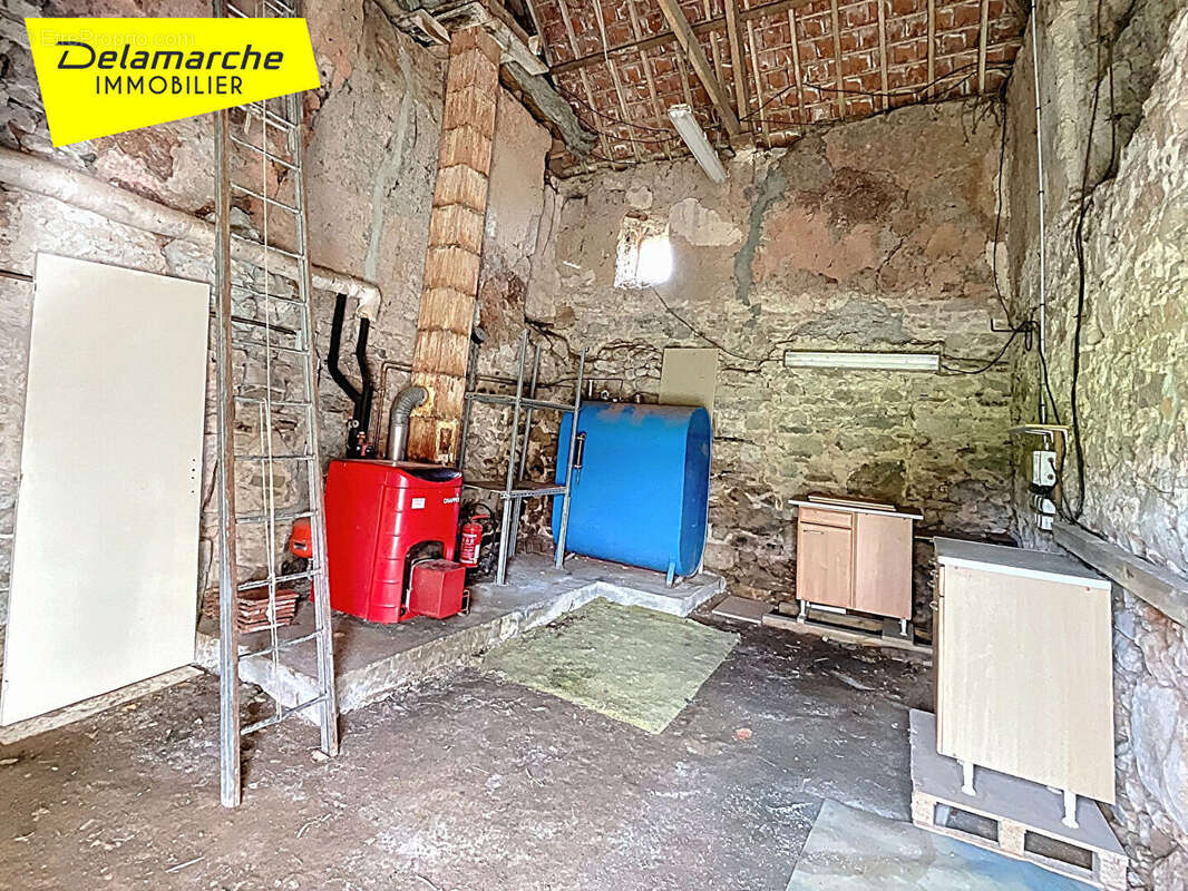 Maison à SAINT-SAUVEUR-LENDELIN