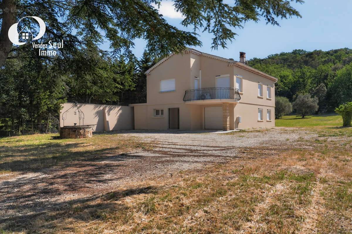 Maison à SAINT-PAUL-TROIS-CHATEAUX