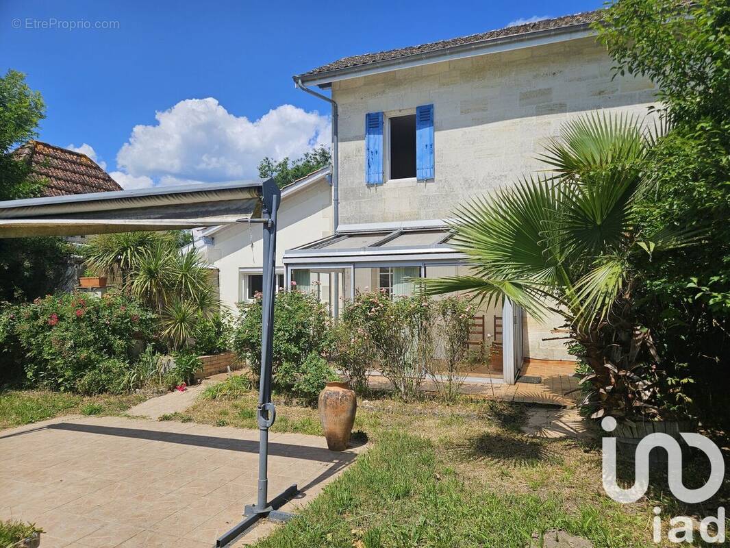 Photo 1 - Maison à SAINT-DENIS-DE-PILE