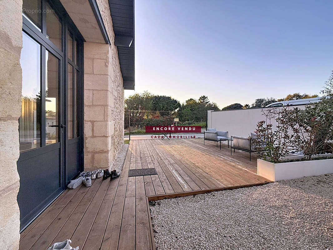 Maison à SALLEBOEUF