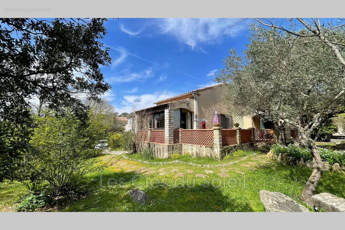 Maison à CAMPS-LA-SOURCE