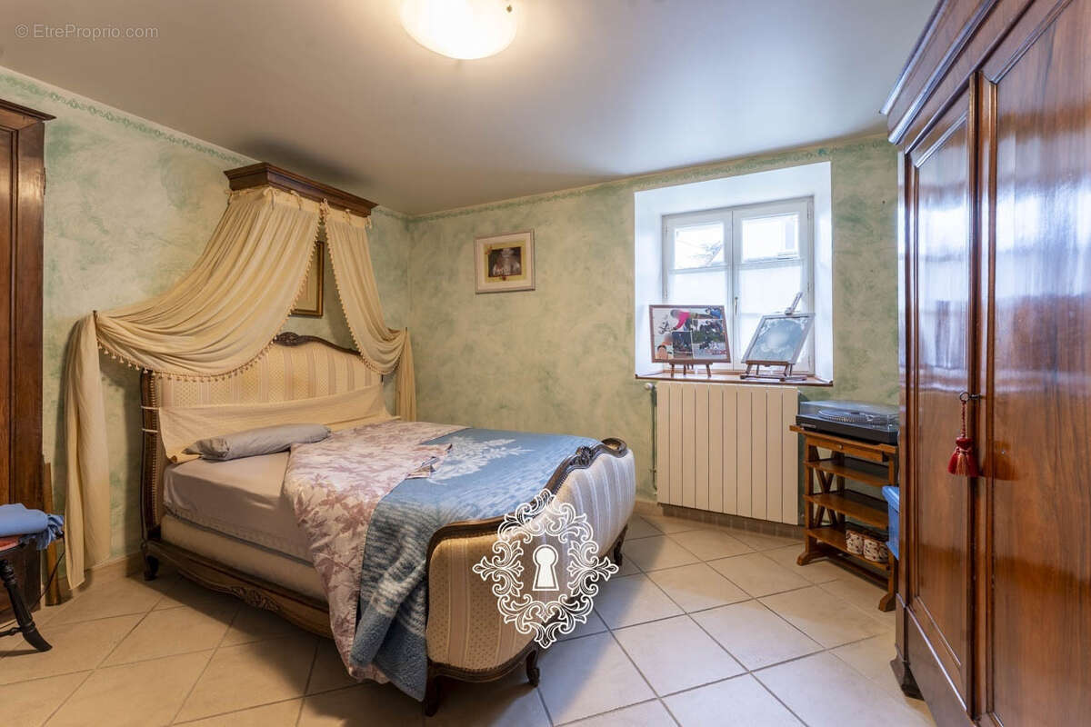 Maison à DONNEMARIE-DONTILLY