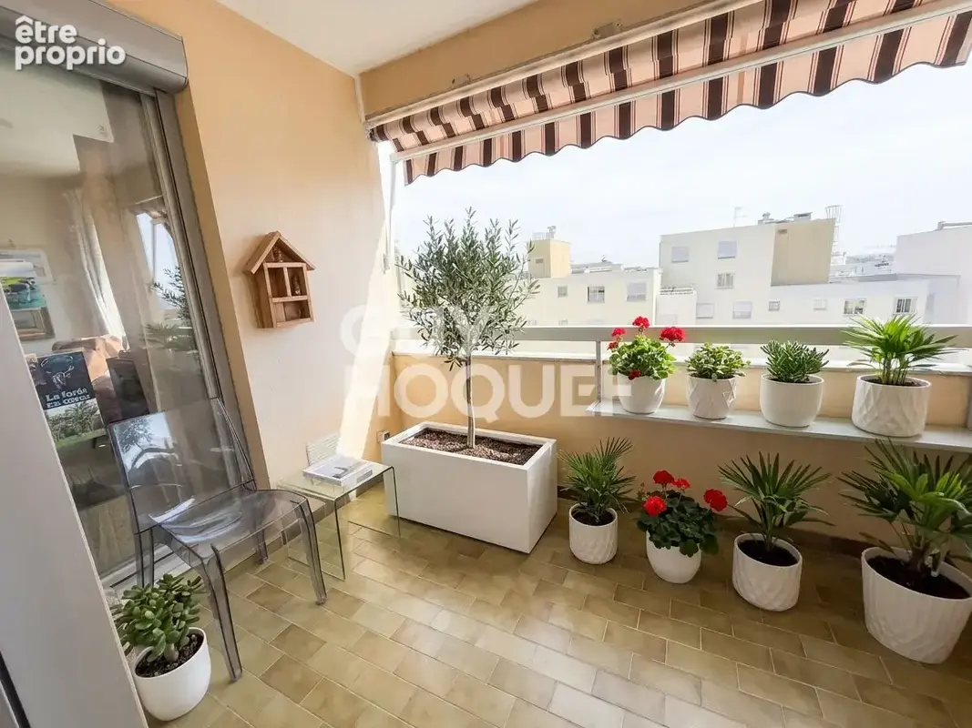 QUARTIER CLEMENCEAU - Appartement Dijon 4 pièces78 m2 - photo 4