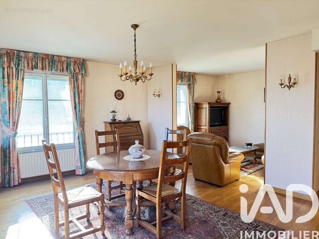 Photo 2 - Appartement à MANTES-LA-JOLIE