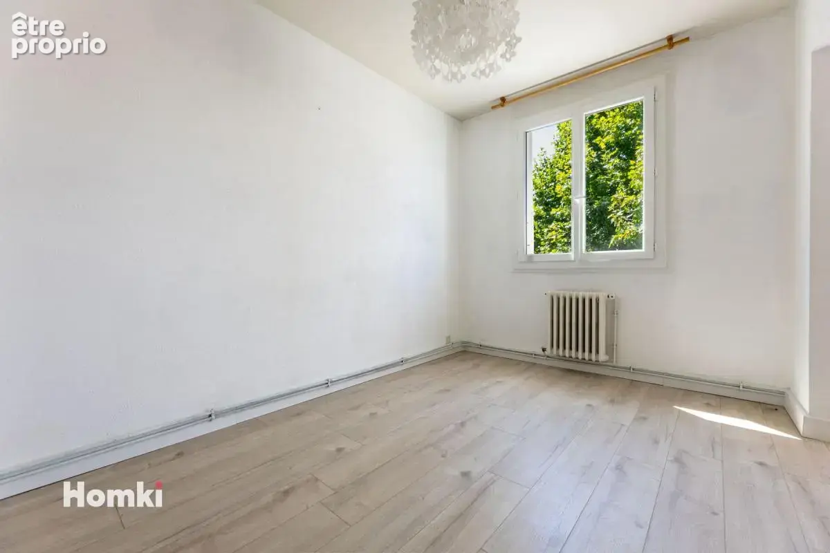 Appartement T3 de 69 m² à Montpellier 34070, Rue de la Figairasse - photo 3