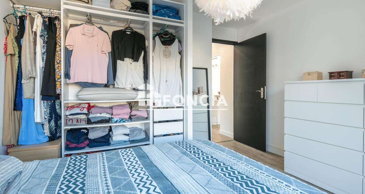 Appartement à VIZILLE