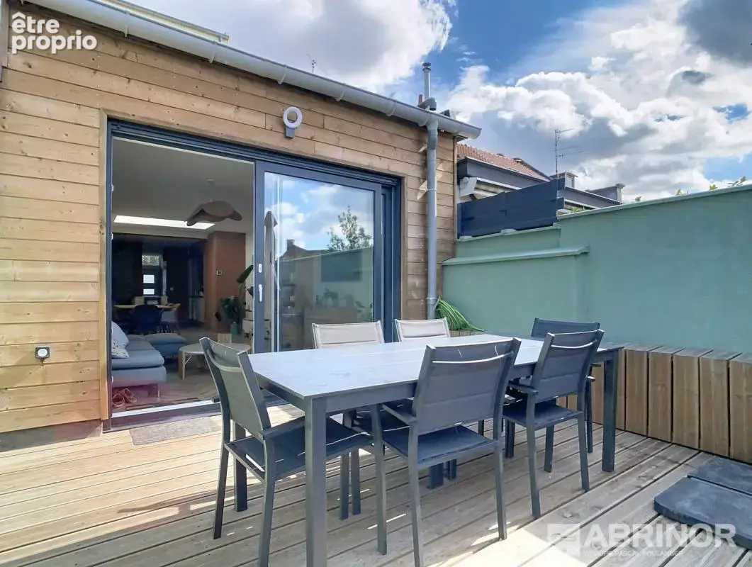 Maison 4 chambres jardin stationnement privatif - photo 7
