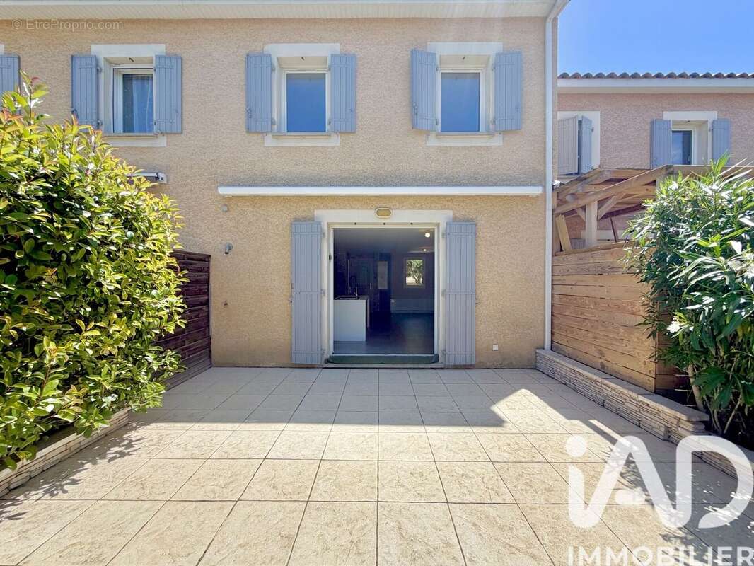 Photo 2 - Maison à CALVISSON
