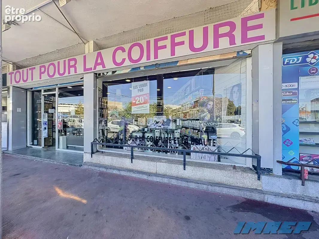 Commerce à MARSEILLE-9E