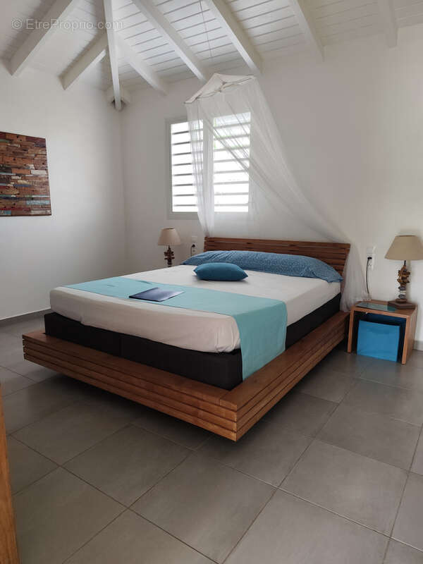 Appartement à BOUILLANTE