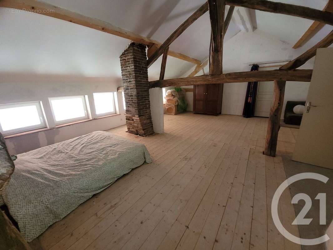 Maison 431 m² à Montpont-En-Bresse  - photo 19