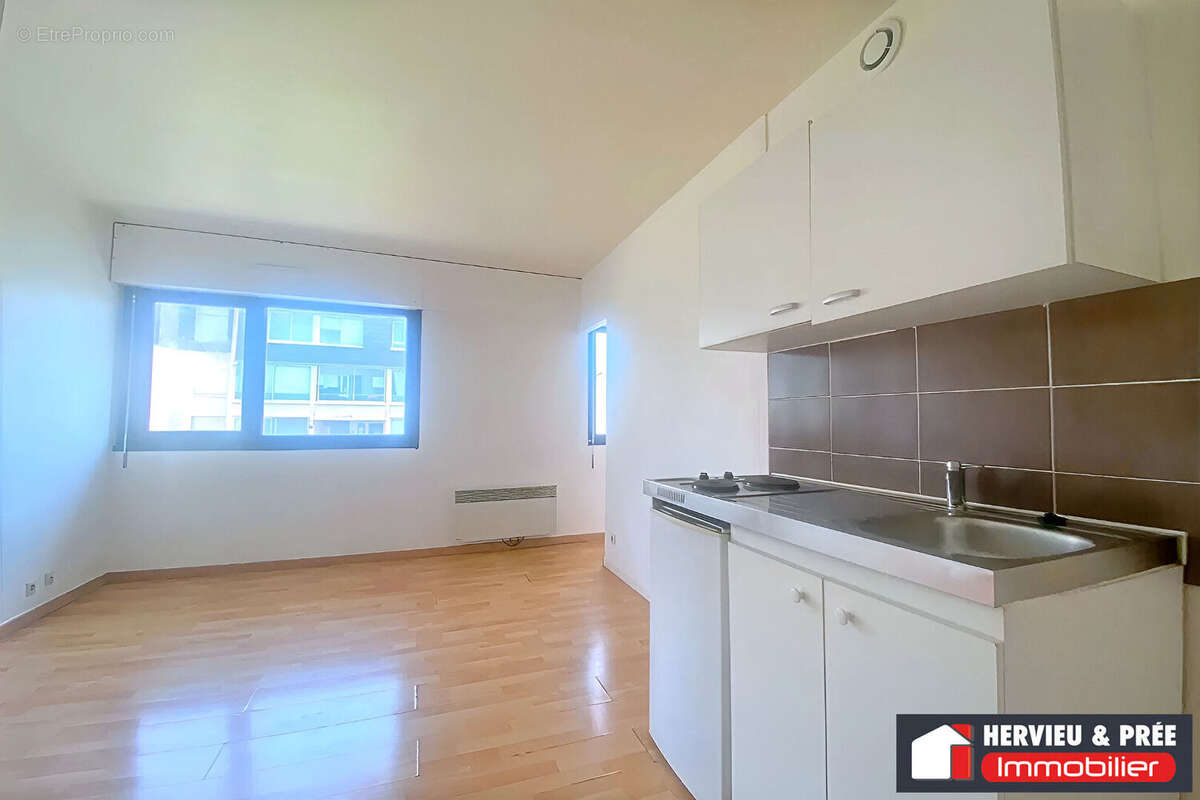Appartement à COURSEULLES-SUR-MER