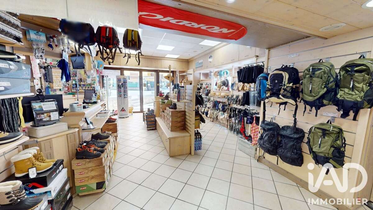Commerce 110 m² à Cauterets  - photo 7