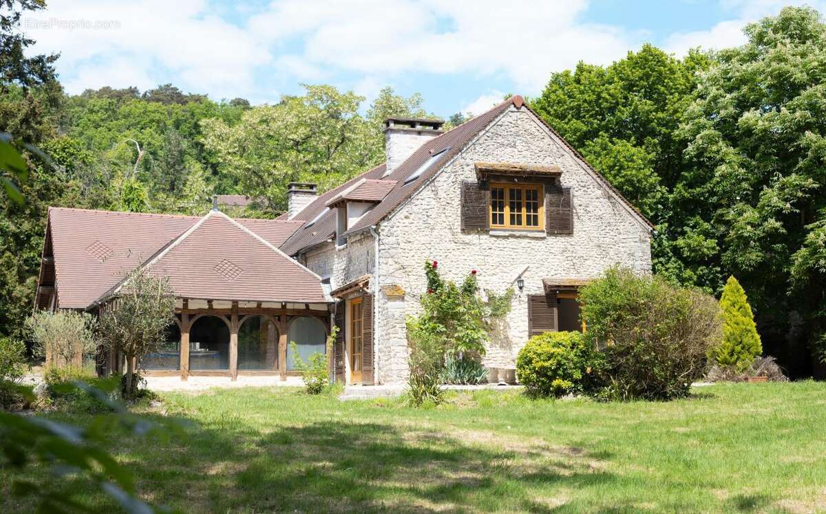 Maison à BUNO-BONNEVAUX
