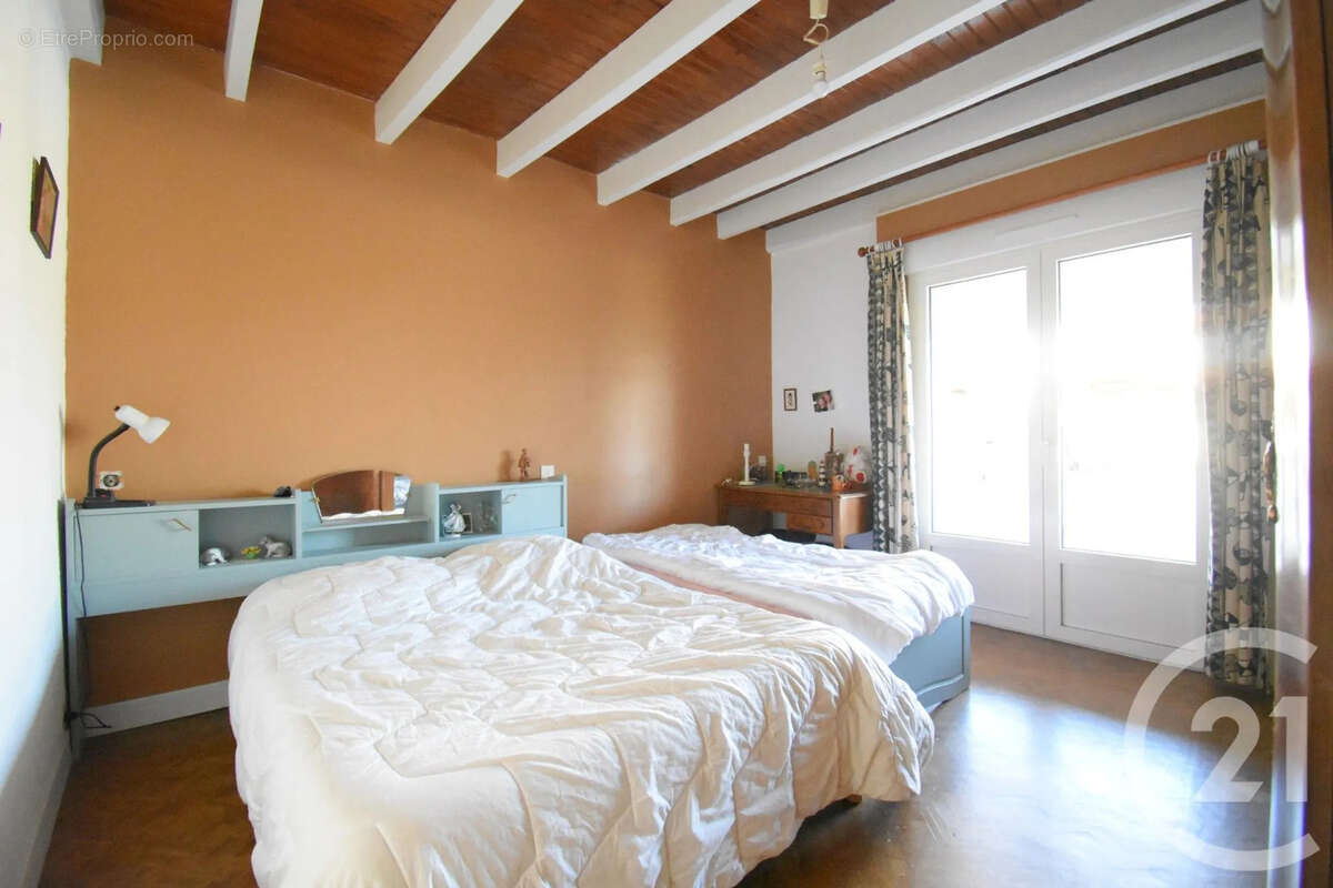 Maison à VENDAT