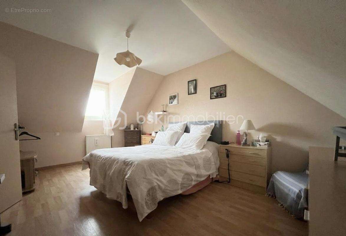 Propriété et bâtiments annexes sur belle parcelle terrain - photo 7