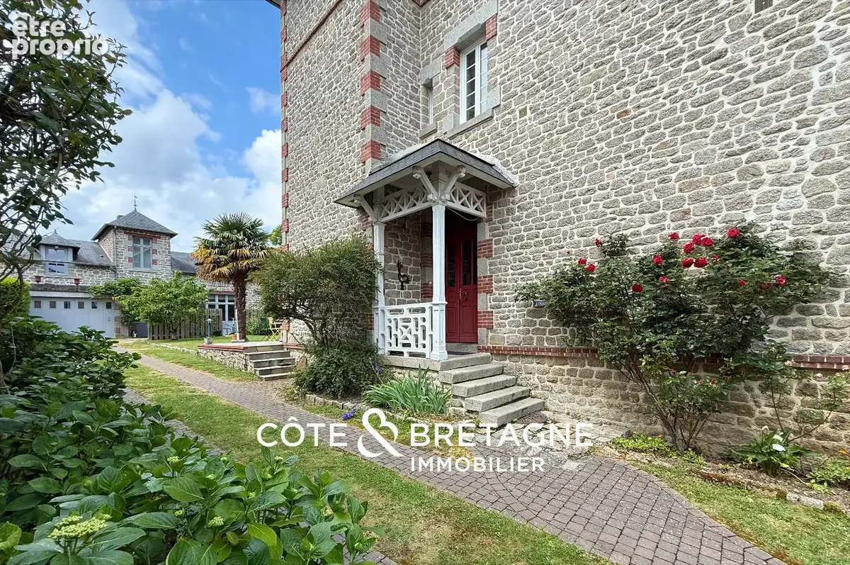 Maison de caractère à Dinan   Demeure bourgeoise avec gîte  Réf : 2025136 - photo 4