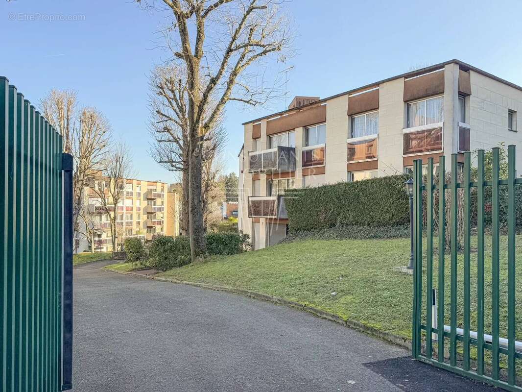 Appartement à SEVRES