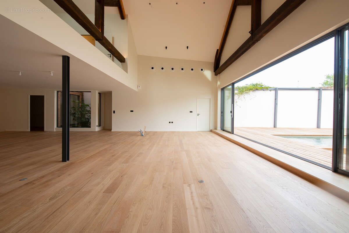 Appartement à BEGLES