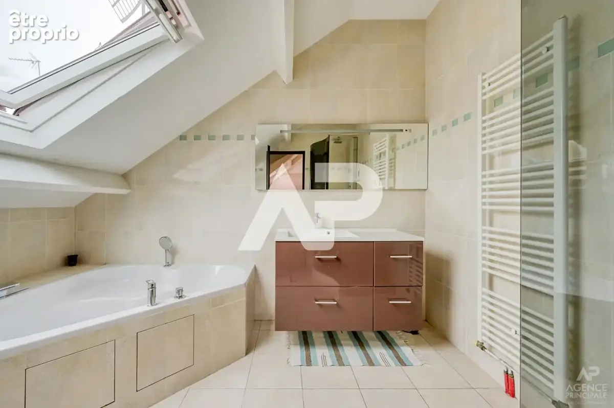 Maison Rueil Malmaison 6 pièce(s) 135 m2 - photo 16