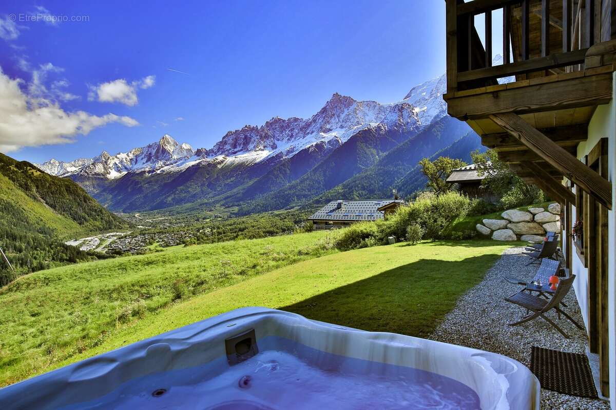 Maison à LES HOUCHES