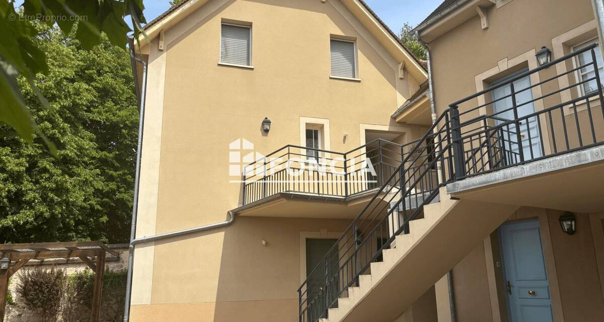 Appartement 40 m² à Nointel  - photo 1