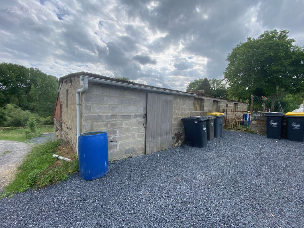 Terrain à BOUSIGNIES-SUR-ROC