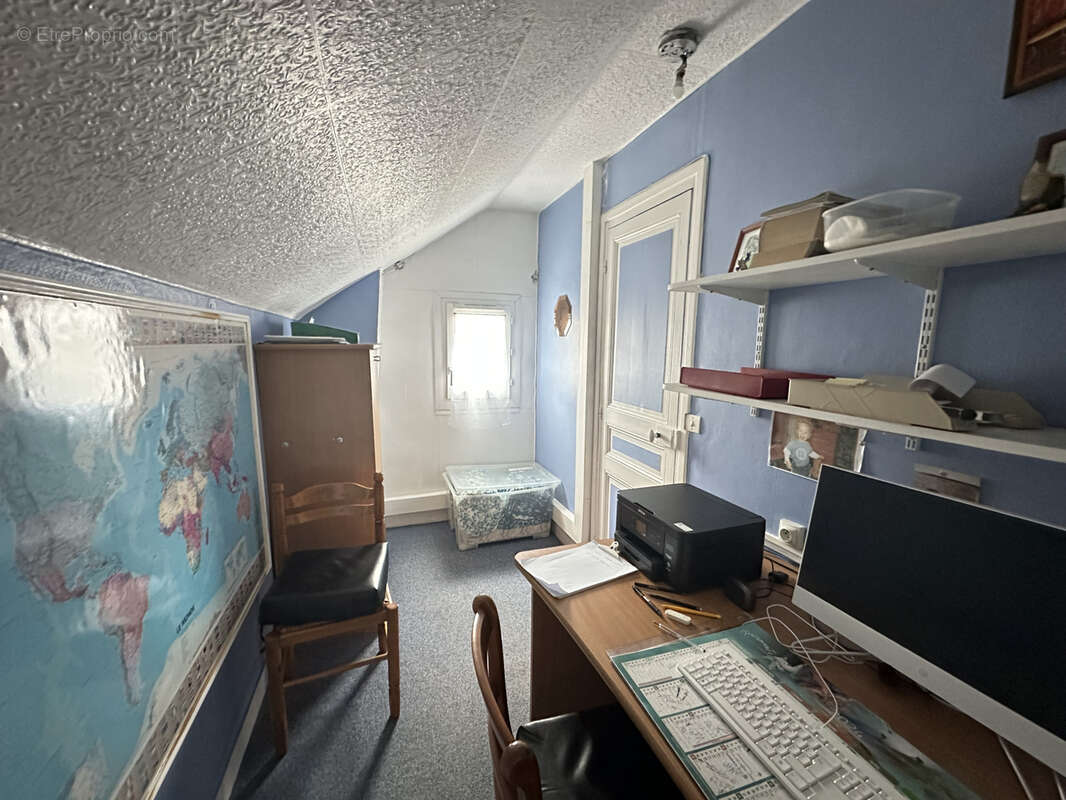 Maison à VAIRES-SUR-MARNE