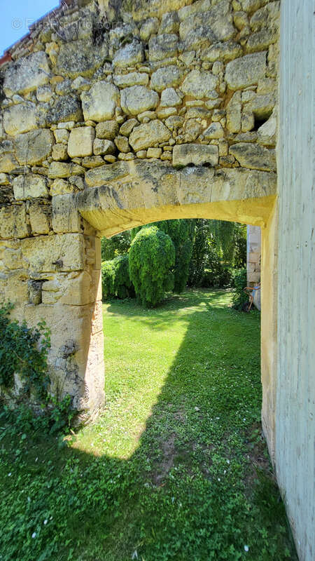 Maison à SAINT-ANDRE-DE-CUBZAC