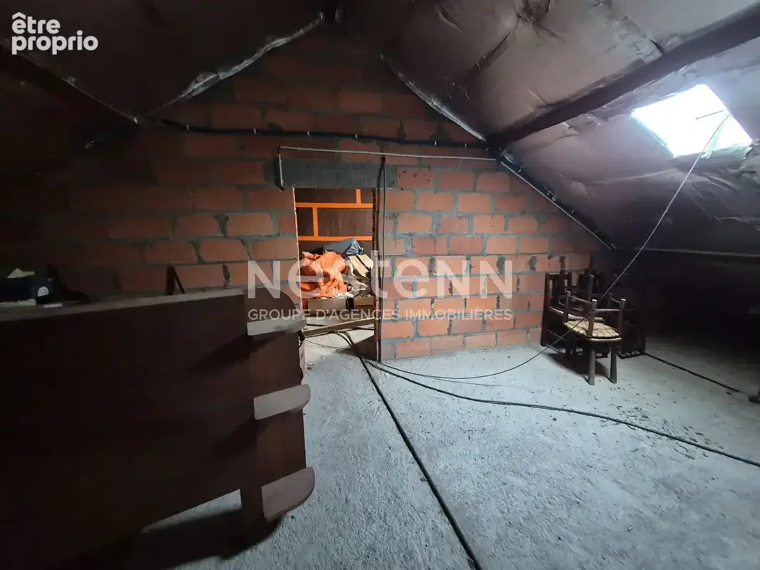 Une Maison à rénover disposant de 4 chambres  à Saint Malo De Guersac  103 m2 habitables et grenier au dessus  terrain d'environ - photo 17