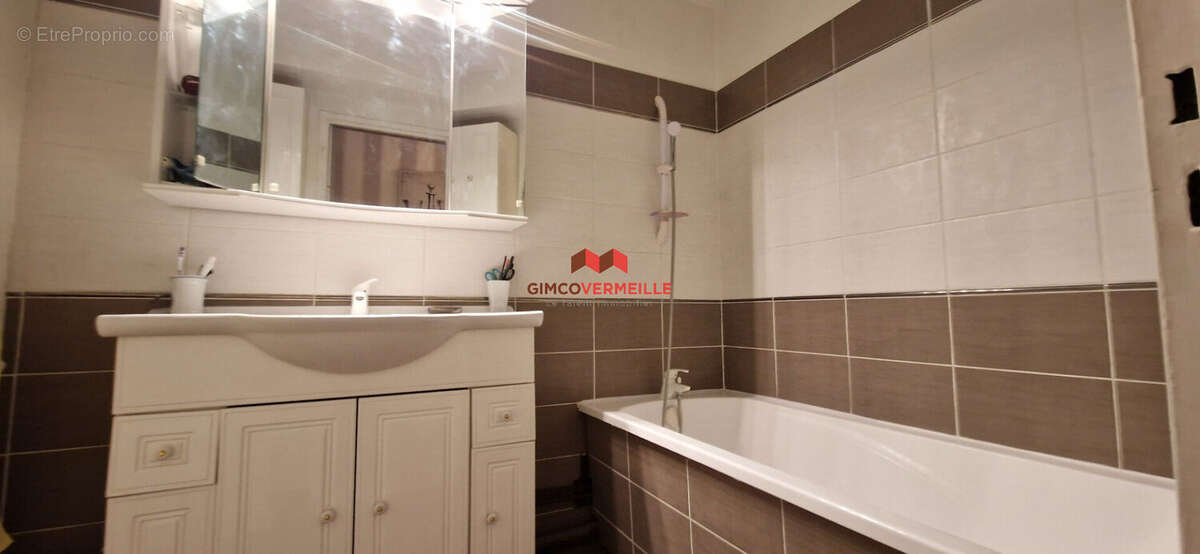 Appartement à ERAGNY