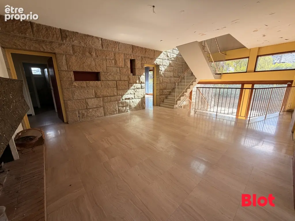 Maison 9 pièces 245 m² à vendre à Le Rheu (35650) - photo 8