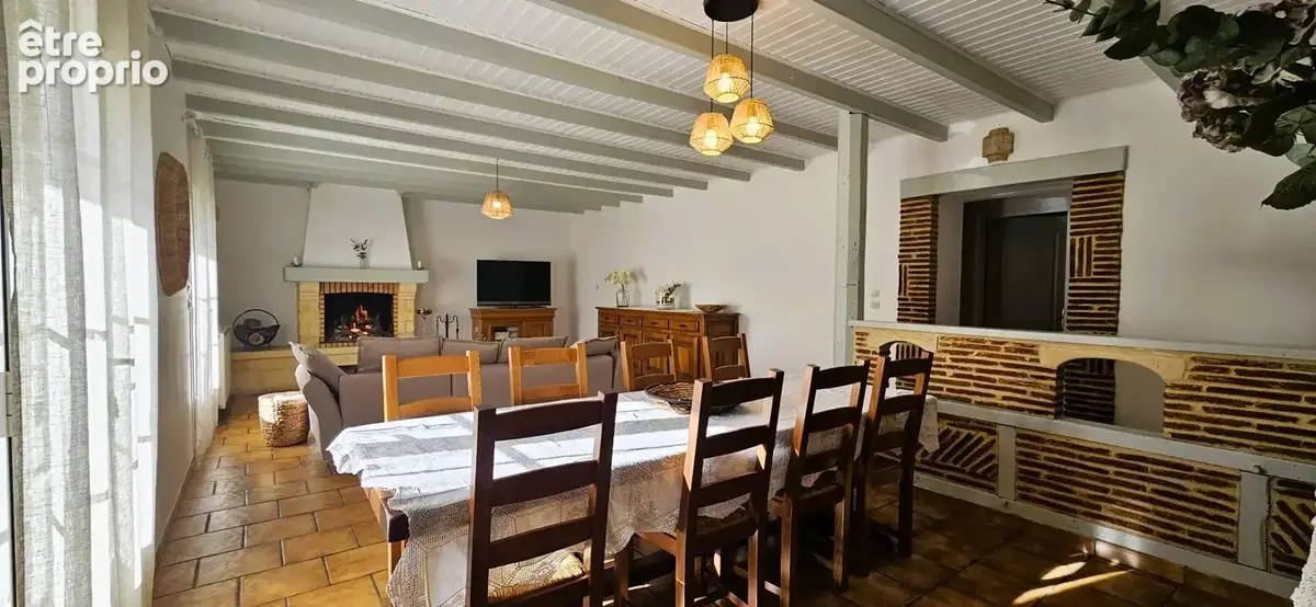 Maison 4 pièces 140 m² à vendre à Saint-Laurent-Des-Vignes (24100) - photo 8