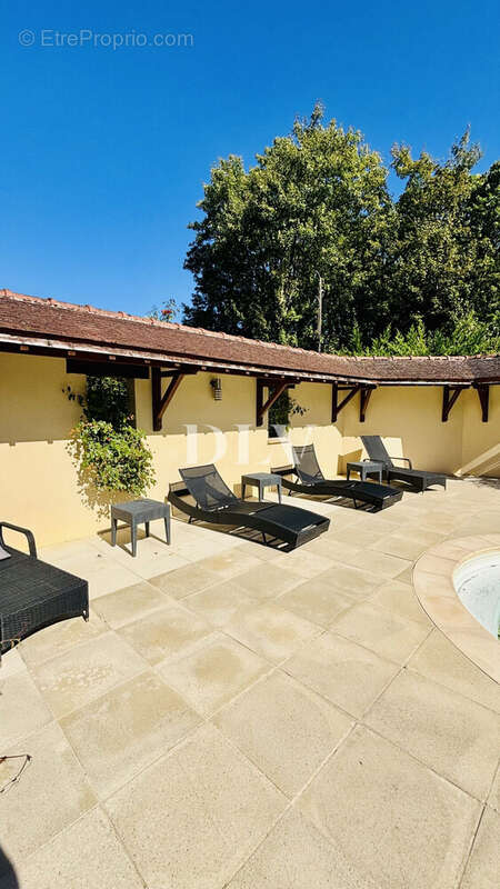 Maison à SAMOIS-SUR-SEINE