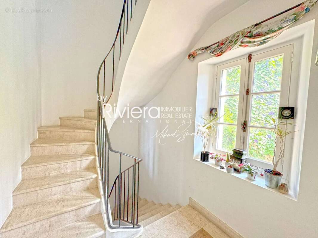 Maison à BORMES-LES-MIMOSAS