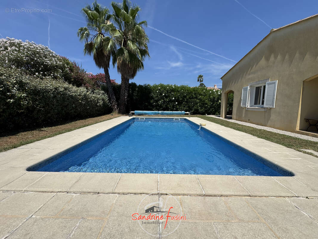 Villa 5 pieces avec piscine et garage - photo 2