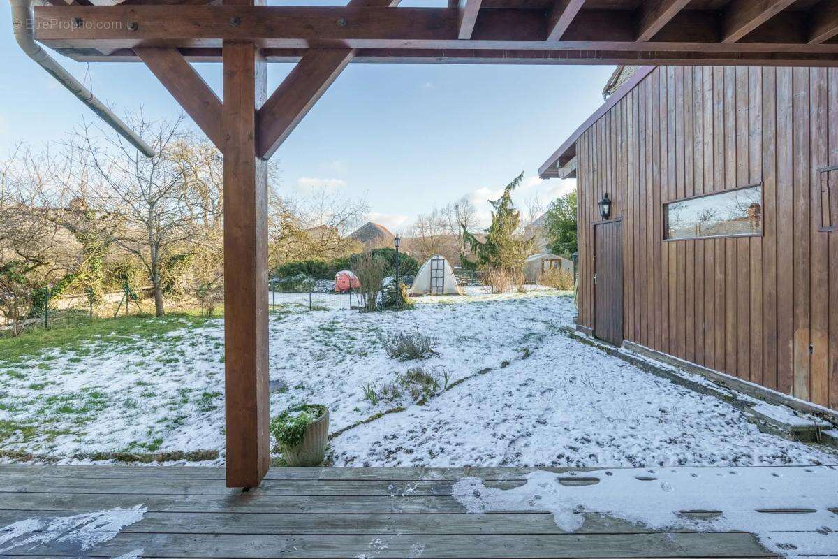 Maison à FRANCHEVILLE