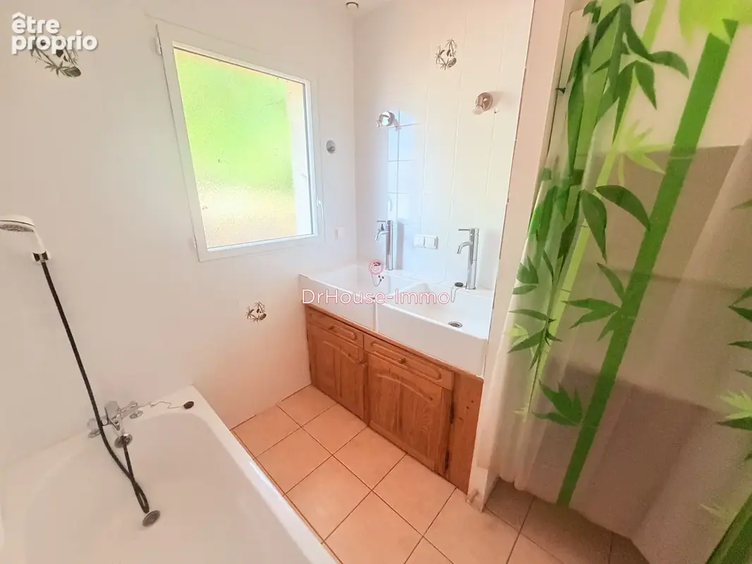 Maison 8 pièces 160 m² à vendre à Lesparre-Medoc (33340) - photo 8