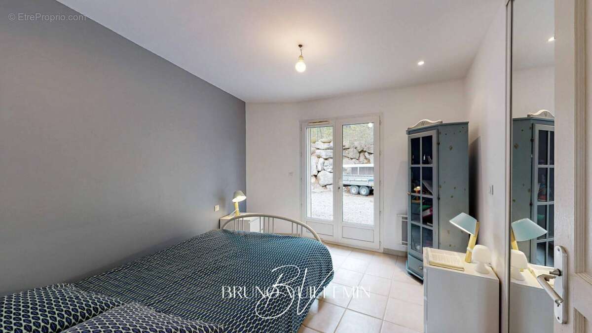 Maison à LEZIGNAN-CORBIERES