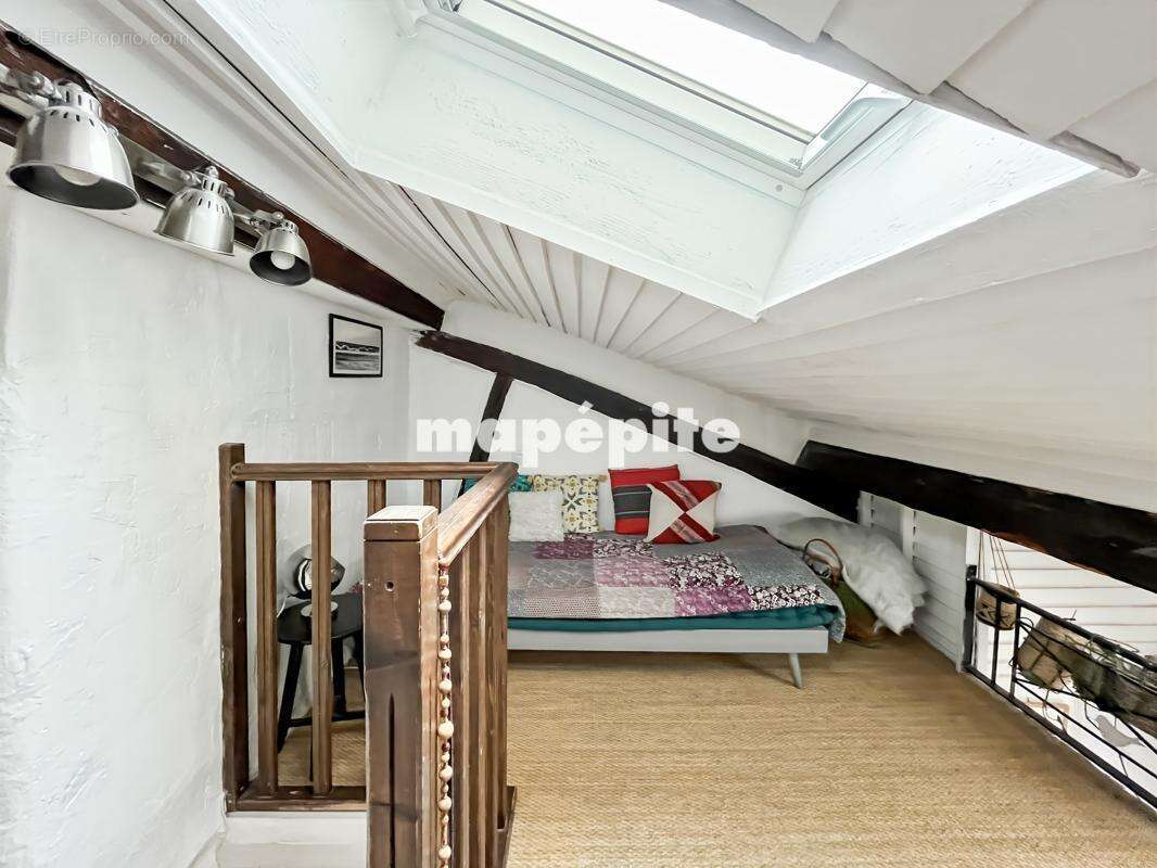 Appartement à PARIS-11E