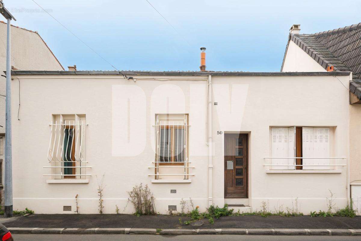 Maison à SAINT-DENIS