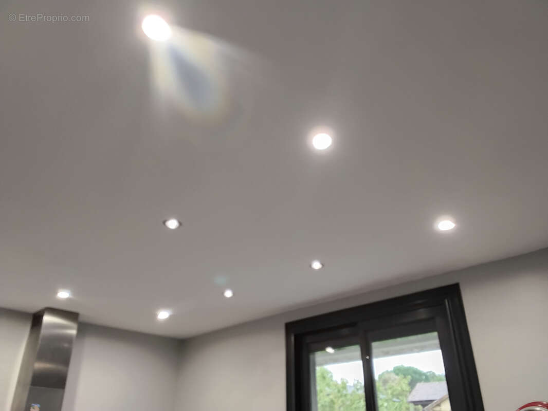 Maison à AIXE-SUR-VIENNE