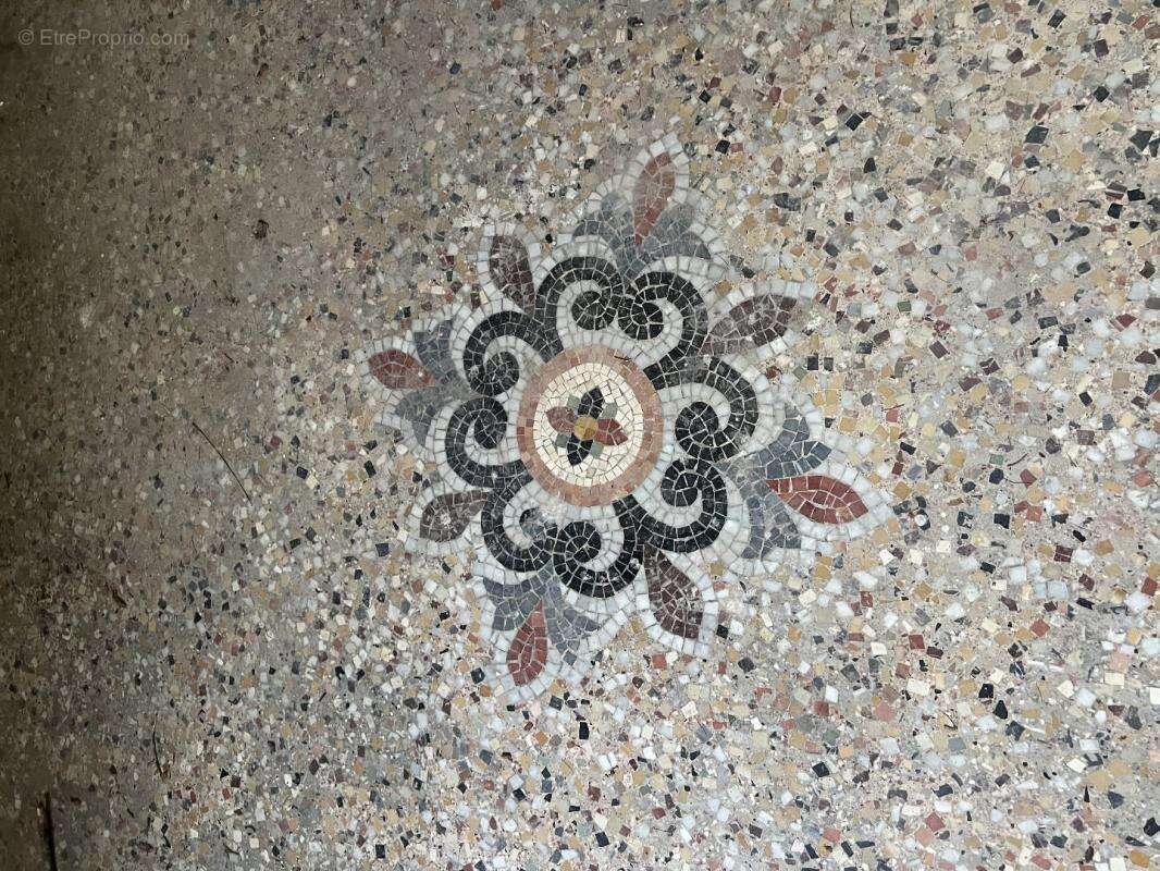 Maison à ALBARET-SAINTE-MARIE