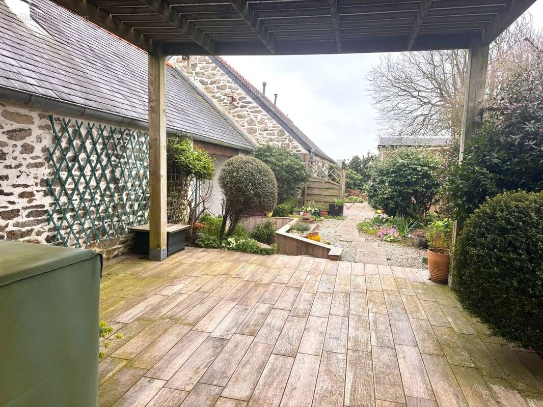 Maison à vendre 4 pièces LANNILIS (29) - photo 2