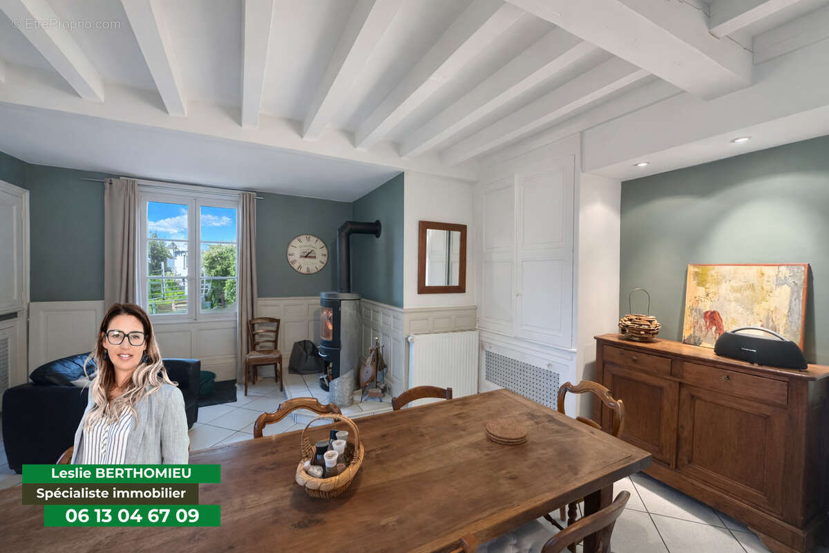 Maison à SAINT-PRIEST-EN-JAREZ