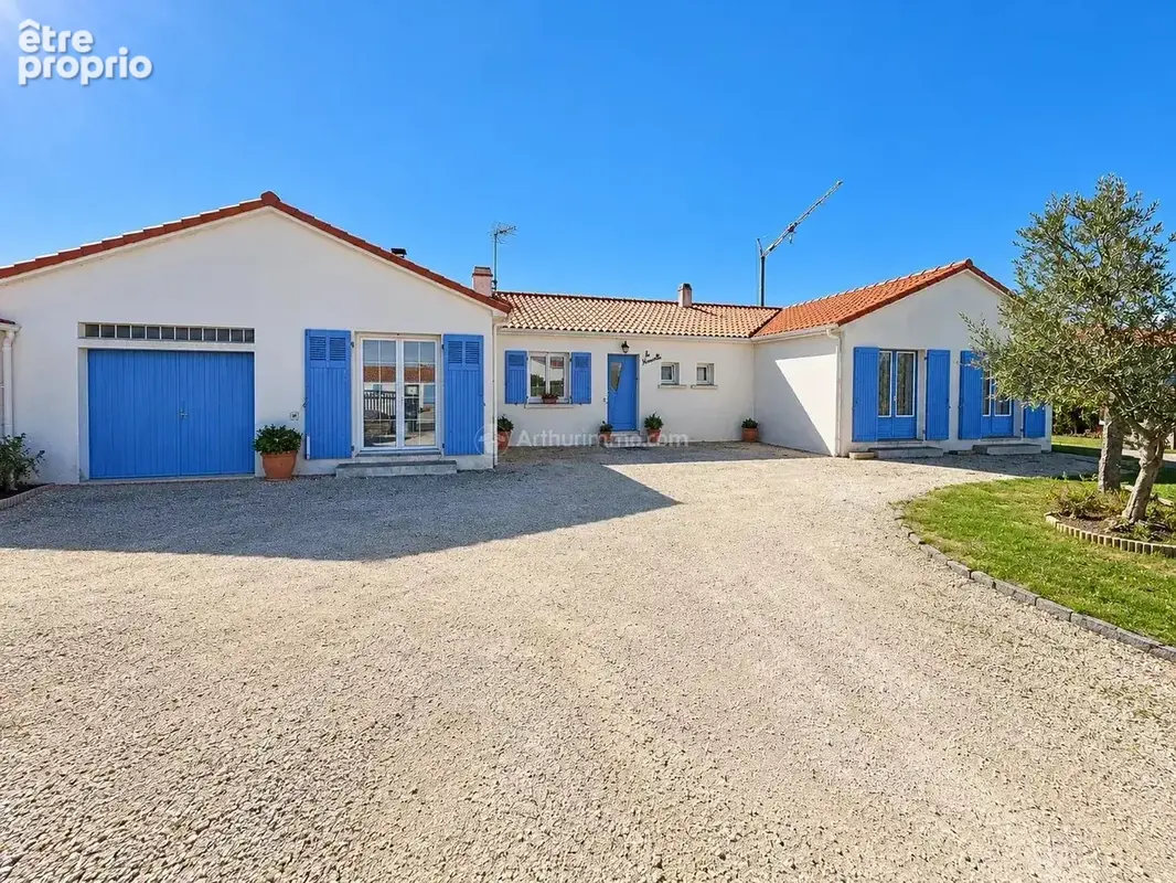 MAISON DE 220M2 + 2 parcelles constructibles - photo 9