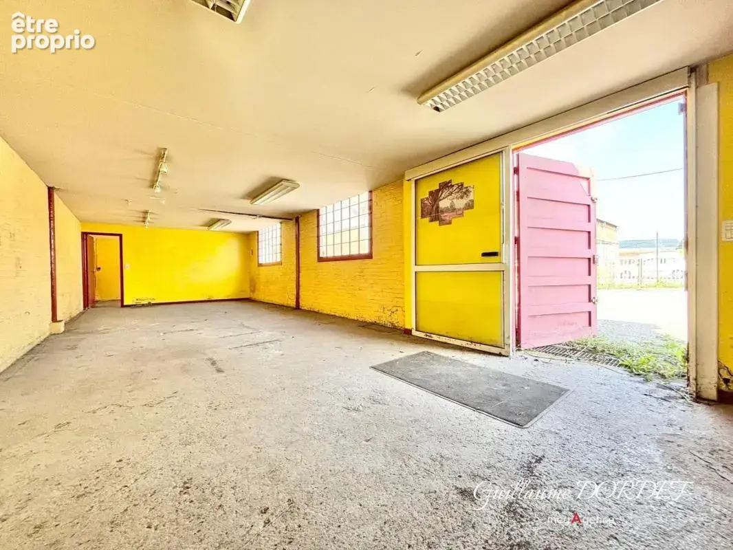 Local d'activité / locatif / stockage / garage - photo 5