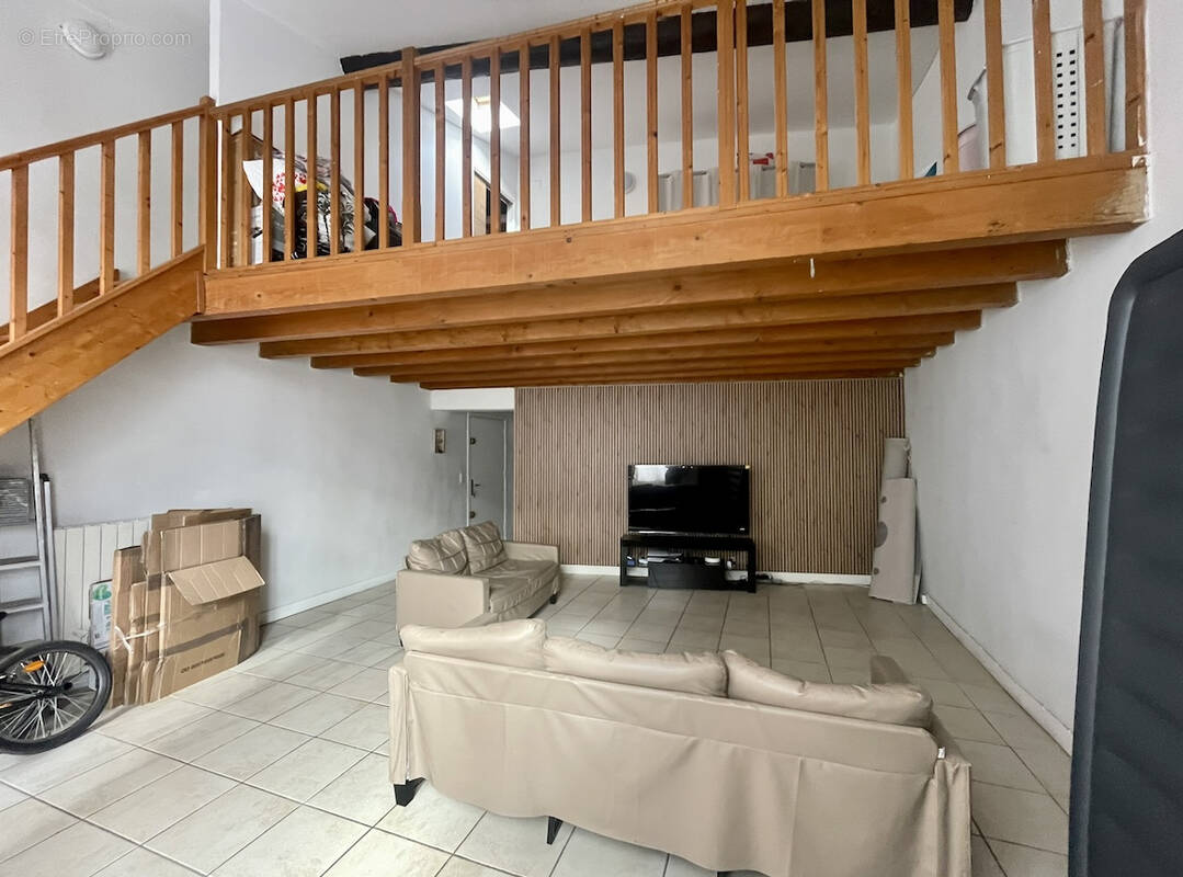 Appartement à NIMES