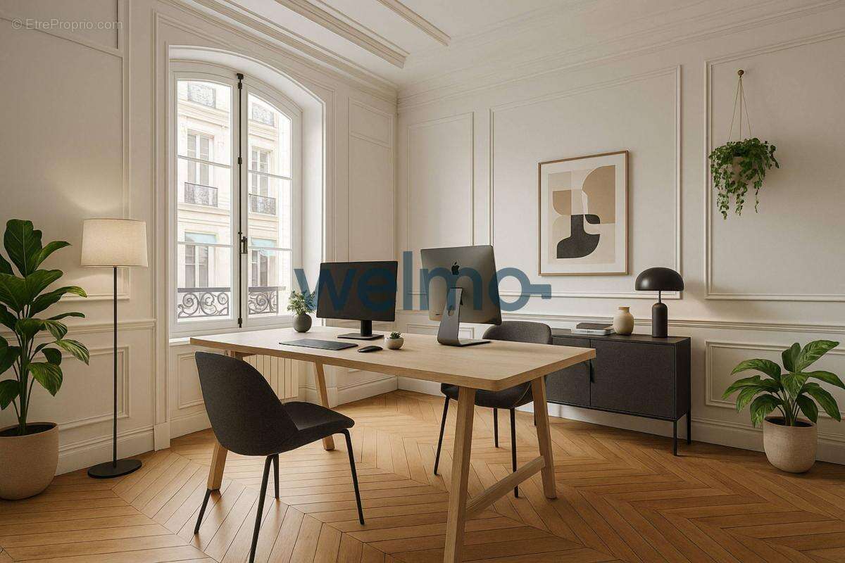 Commerce à PARIS-8E